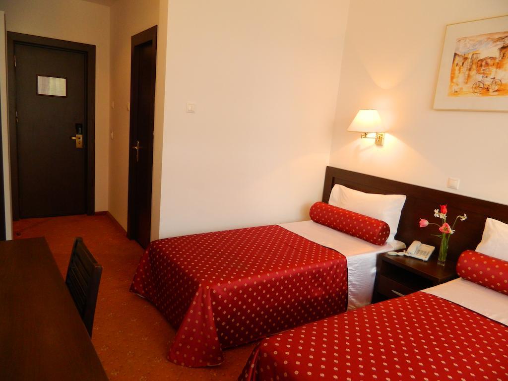 Hotel Mon Jardin Mahmudia Kamer foto